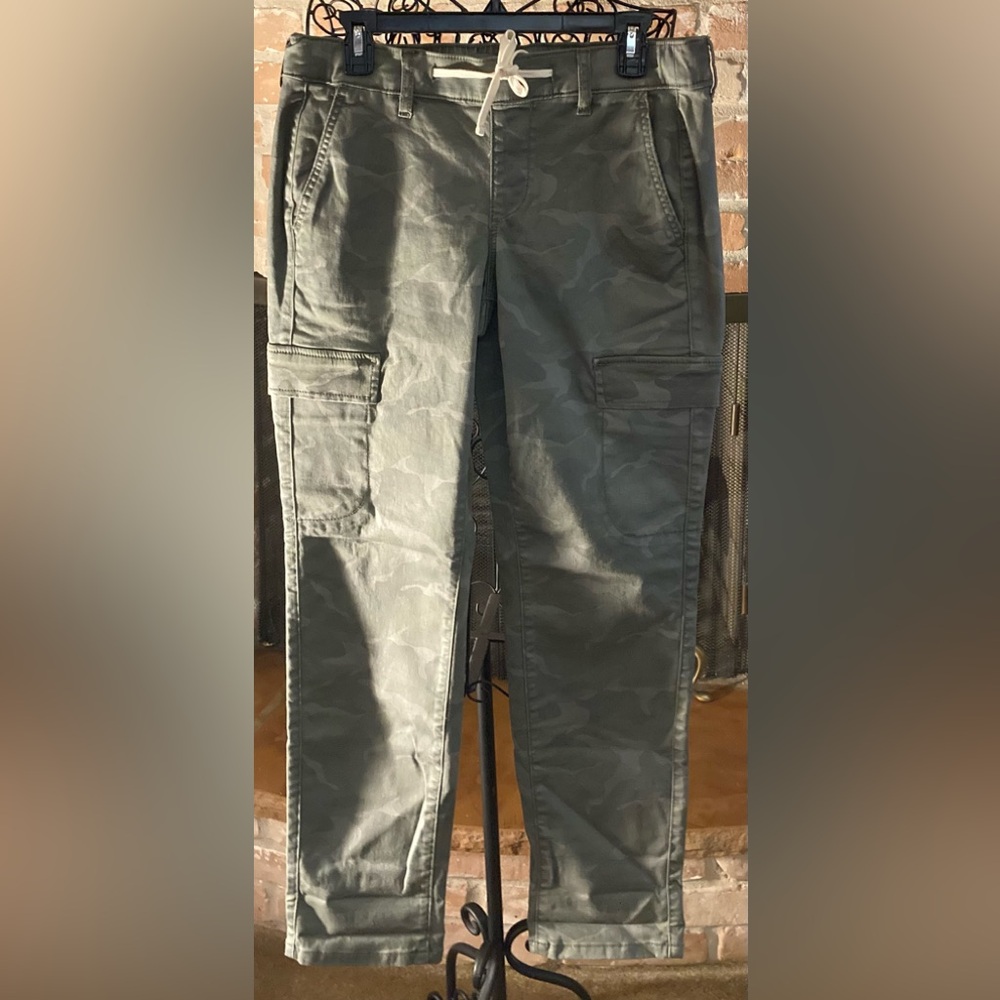 Torrid Light green Camouflage Cargo Pants
